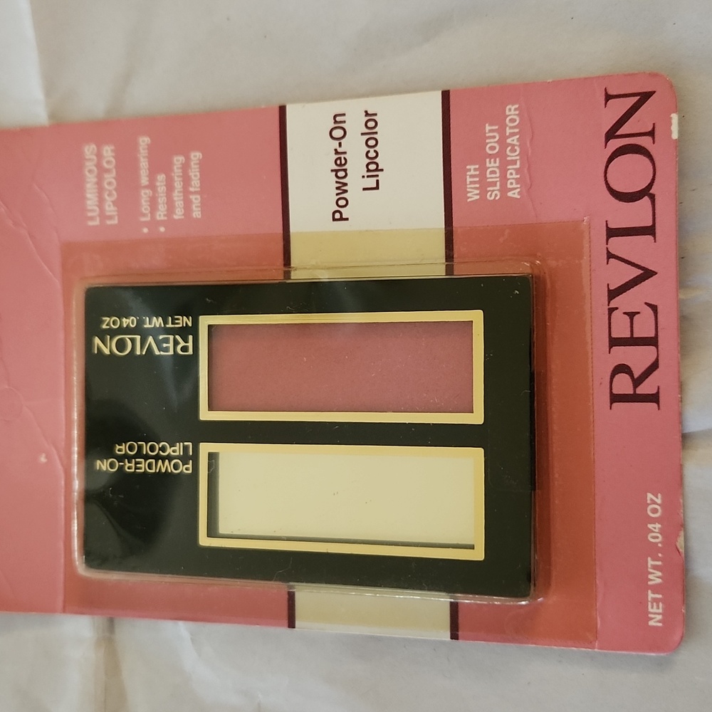 Revlon luminous Lipcolor